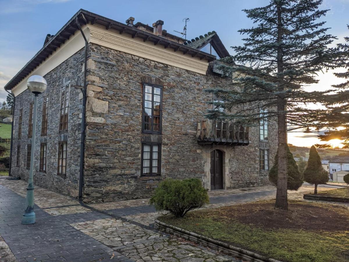 Ahio San Martin, Apartamentos Rurales Casa De La Villa San Martin de Oscos Luaran gambar