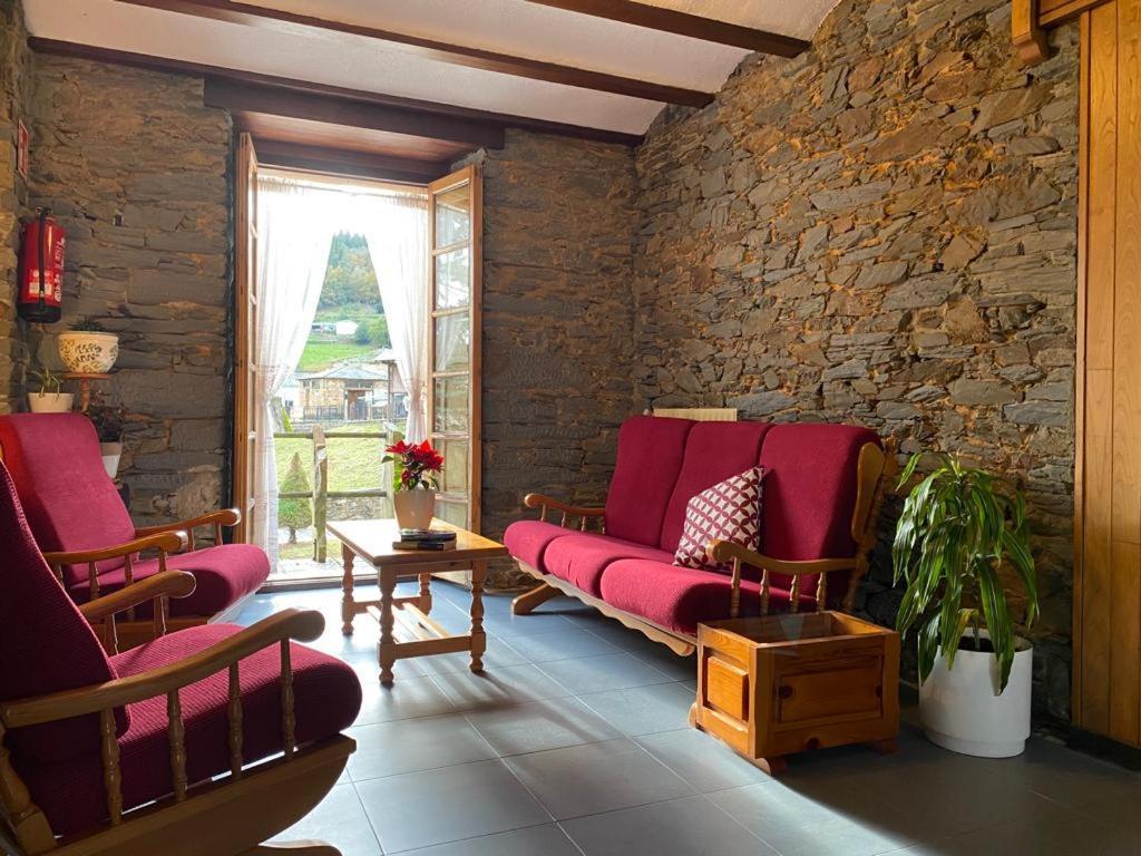 Ahio San Martin, Apartamentos Rurales Casa De La Villa San Martin de Oscos Luaran gambar