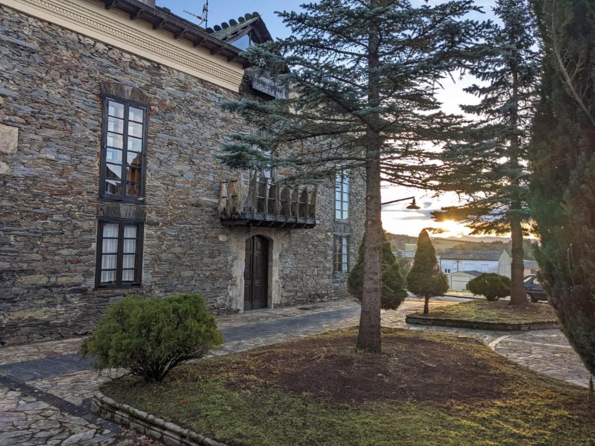 Ahio San Martin, Apartamentos Rurales Casa De La Villa San Martin de Oscos Luaran gambar