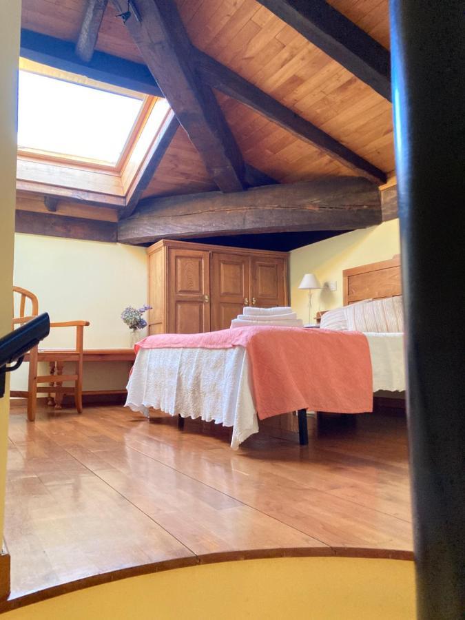 Ahio San Martin, Apartamentos Rurales Casa De La Villa San Martin de Oscos Luaran gambar